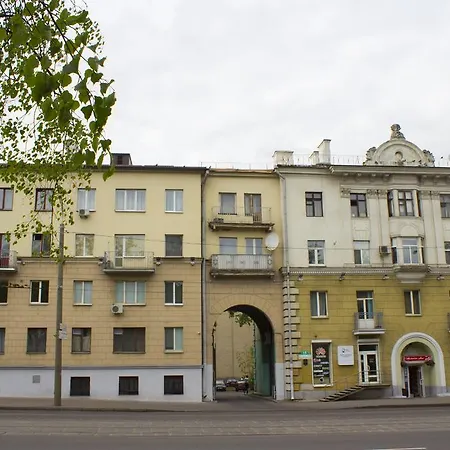 On Pobedy Square